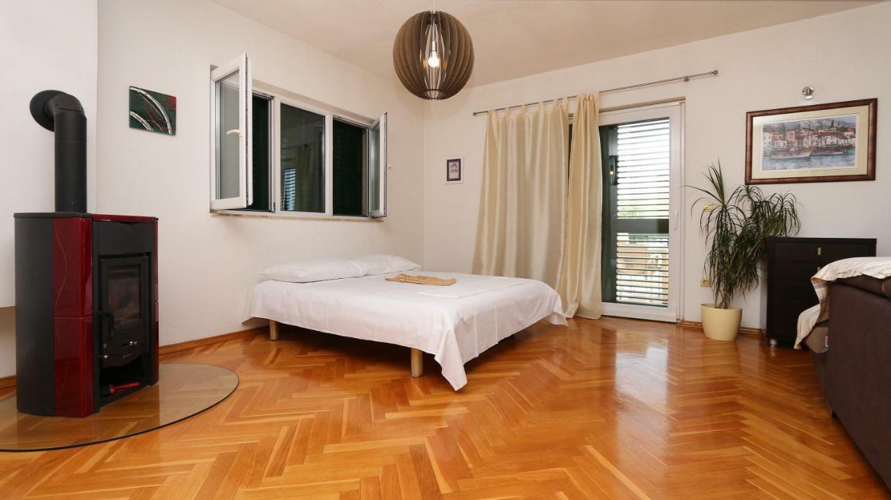 House Lipo Hotel Makarska Luaran gambar