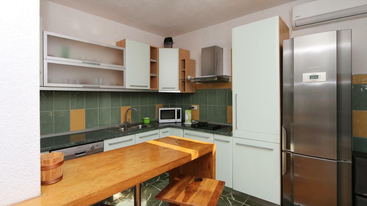 House Lipo Hotel Makarska Luaran gambar