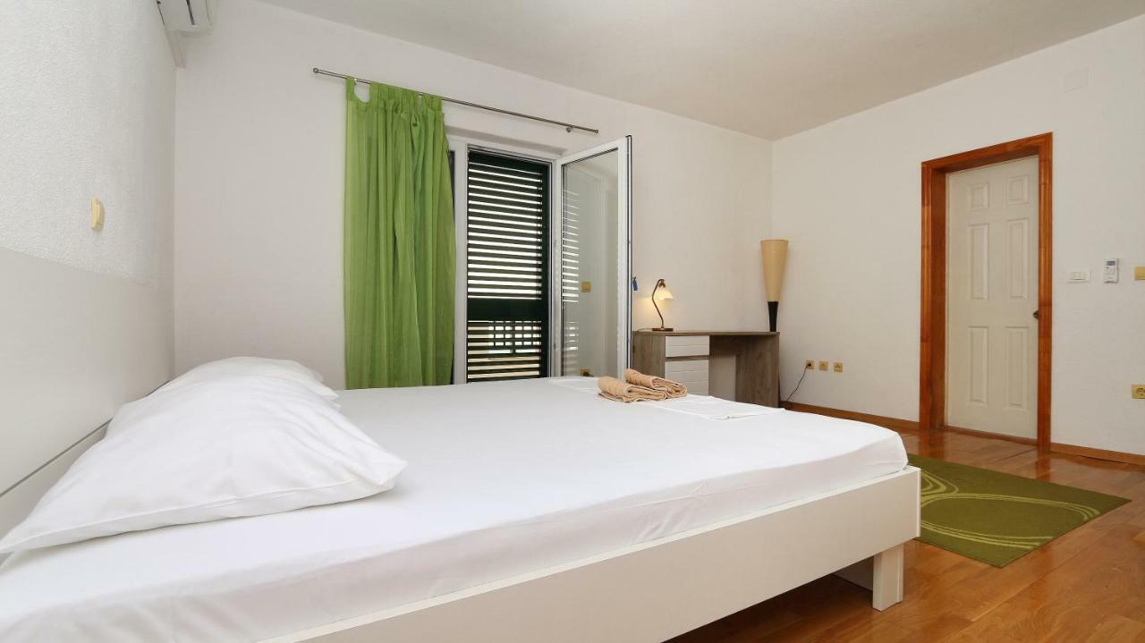 House Lipo Hotel Makarska Luaran gambar